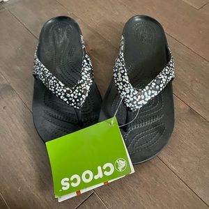 COPY - Crocs flip flop NWT